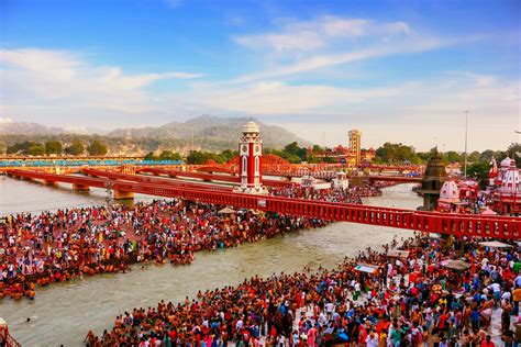 Nishkam sewa trust to har ki pauri distance  This place also observes festivities during the and the ardh-Kumbh Mela and